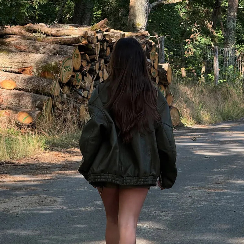 Womens Faux Leather Lapel Jacket Vintage Casual Long Sleeves Zipper Pockets Short Coat Autumn Lady Commute Streetwear 250903