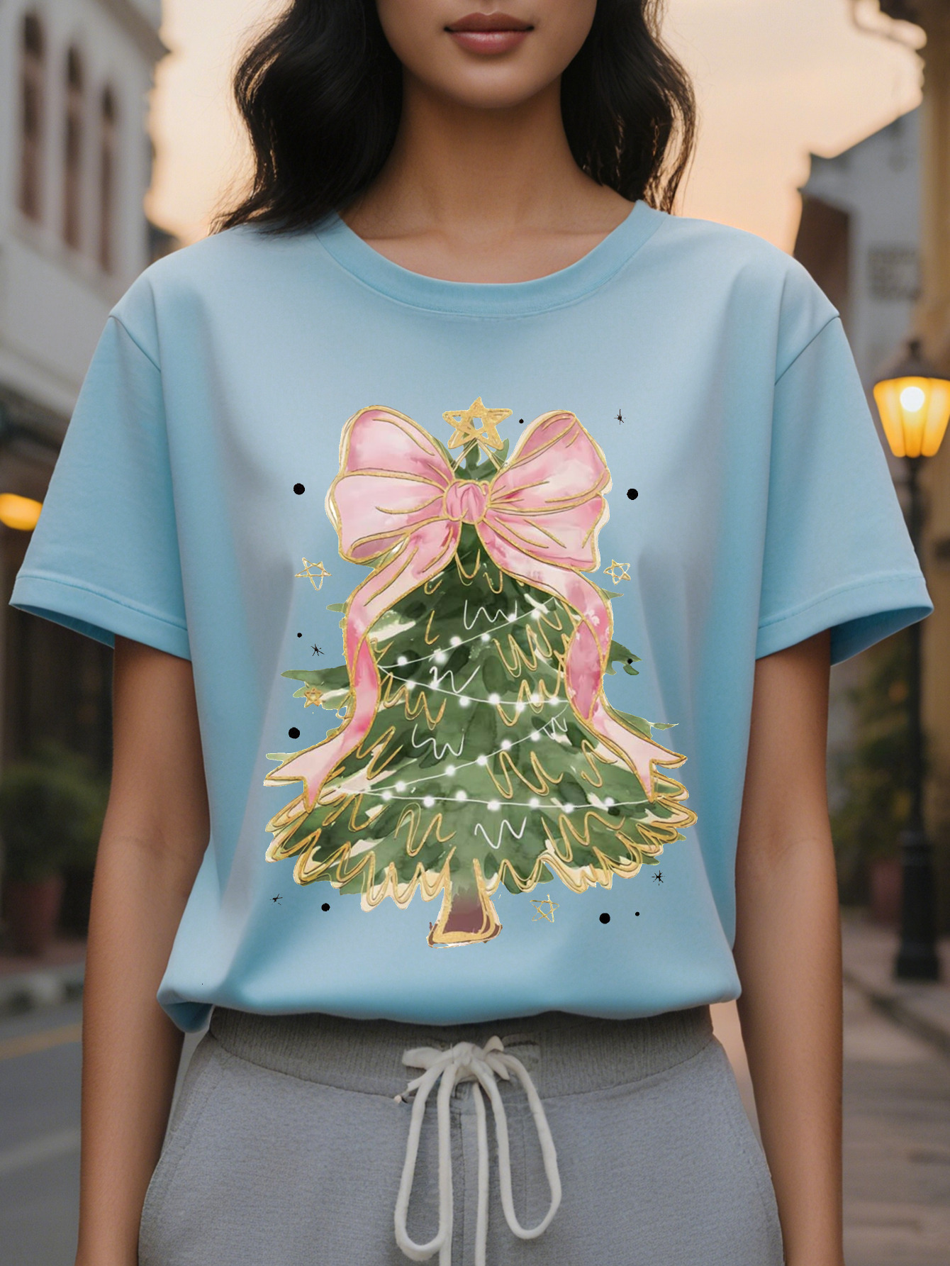 1 elegant women's Christmas tree T-shirt, round neck casual top, cotton mid-length seasonal graphic T-shirt