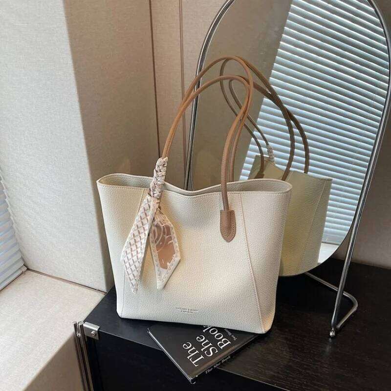 Designer Bag Unique Vintage Clutch Purse Bag For Stylish Women With Fashionable Crossbody And Simple Superstar Show