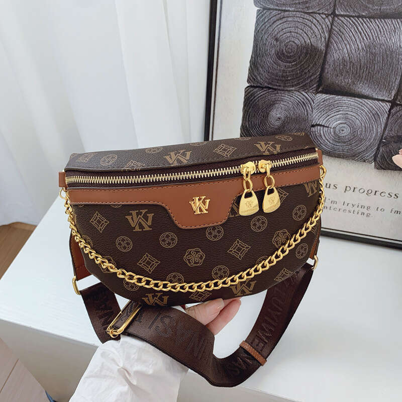 Designer Bags Crossbody Bag for Women Wide Strap Crescent 2025 New Pattern Printed Ladies Trendy Chest Single Shoulder Crossbody Bag with Chain