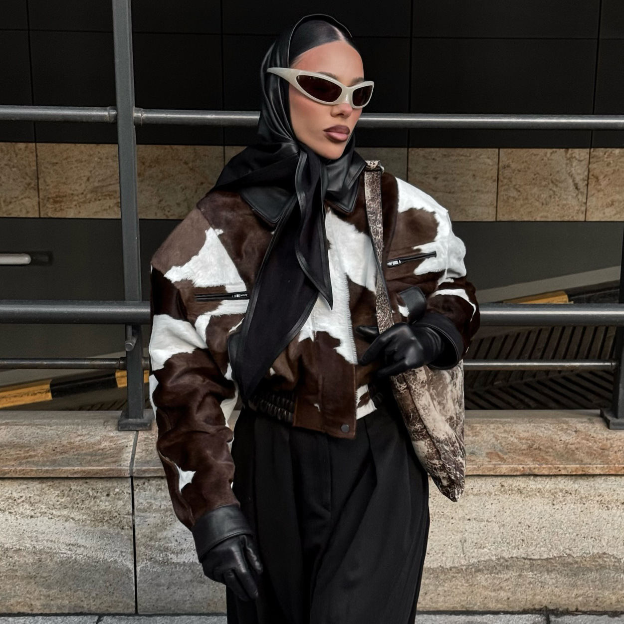 American Street Style Design Cow Pattern Leather Niche Hoodless Versatile Short Jacket Womens Trendy Fashion