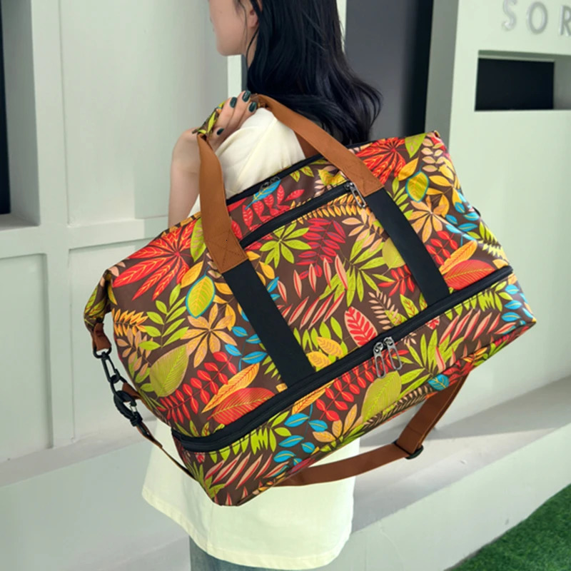 Womens Printed Fitness Travel Bag Dry Wet Separation Extensible Waterproof Sports Swim Yoga Large Capacity Handbag Luggage Bag 250903