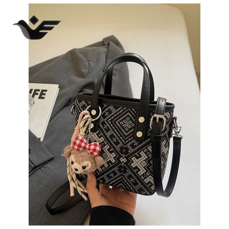 Feiyan Free Shipping New Designer Bag Luxury Shopping Bag Pattern Handheld Bucket Bag High-end National Style Light Luxury Versatile Shoulder Bag For 