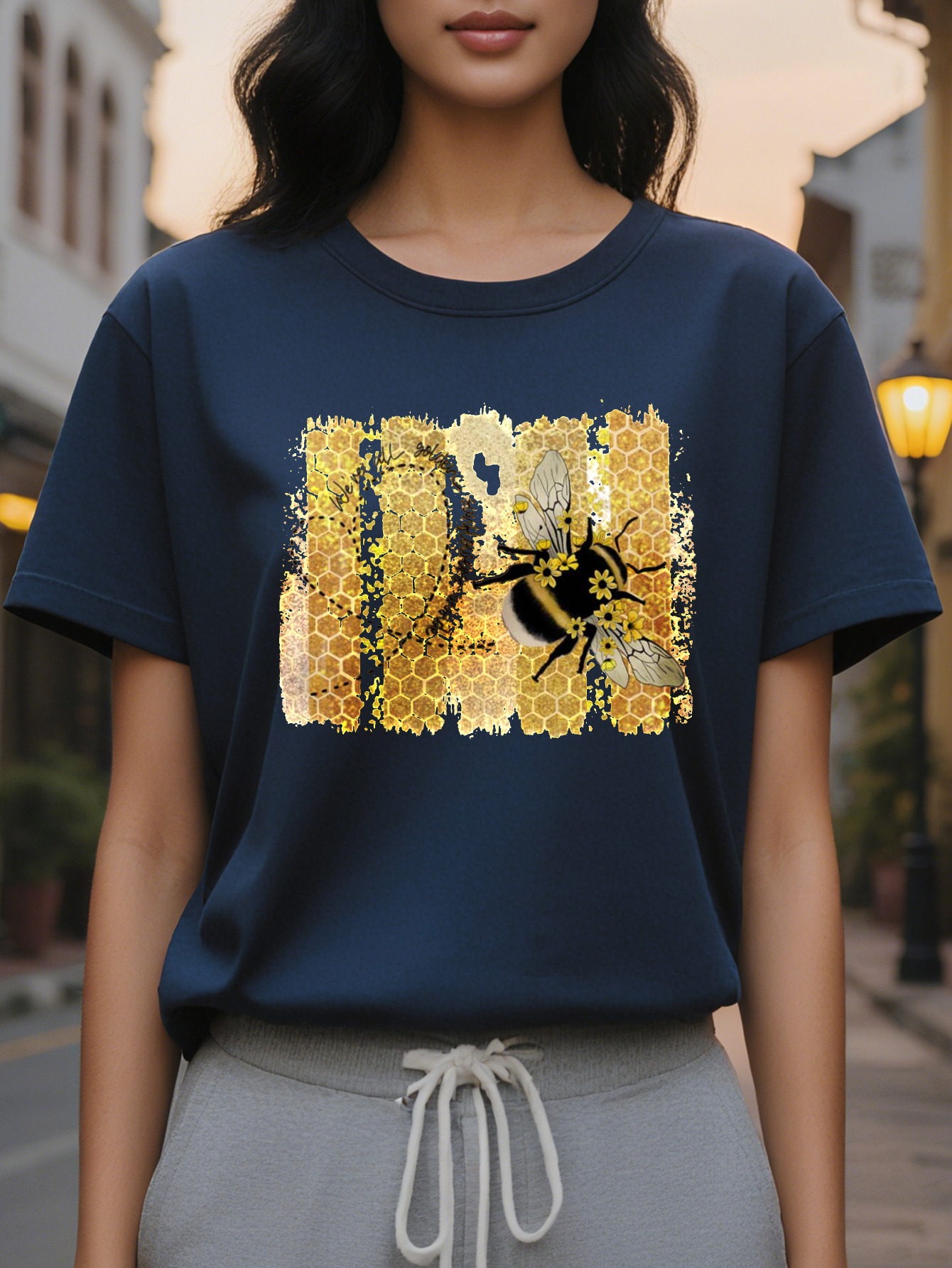 Ladies Elegant Sleeve T-Shirt White Honey Pattern Round Neck Jacket Autumn and Winter Daily Dress Medium Stretch