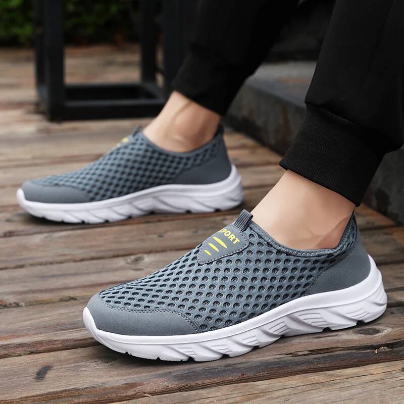 Breathable Men Casual Sneakers Lightweight Male Anti-slip Causal Shoes Outdoor Men's Loafers Soft Walking Flats Jogging 2024 New ddmysaturn