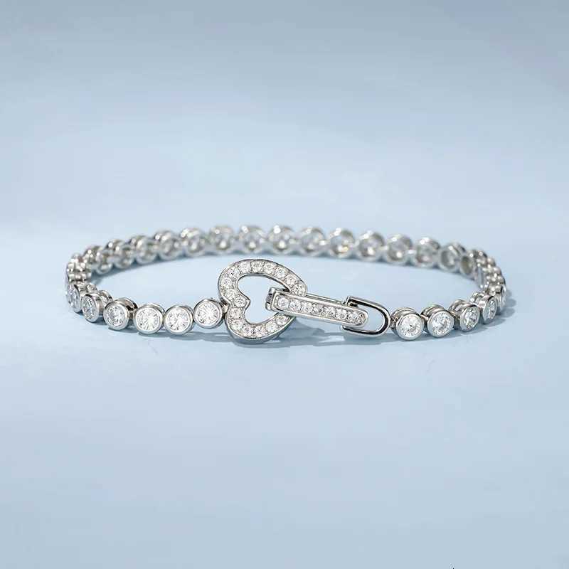 18K Real Platinum PT950 Heart Bracelet for Women Simple Inlay Full Diamond Momosan Diamond Platinum Trendy Fashion Handicrafts W250904