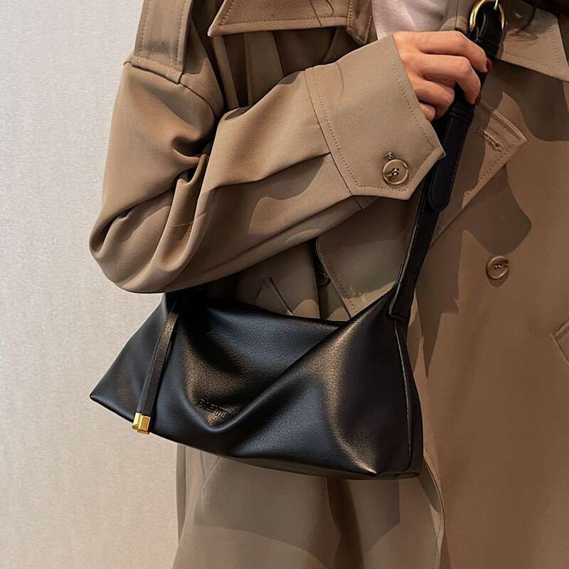 Large Capacity Women's Spring and Summer Fashion Shoulder Textured Crossbody Class Commuting Free shipping Luxury Tote Bag