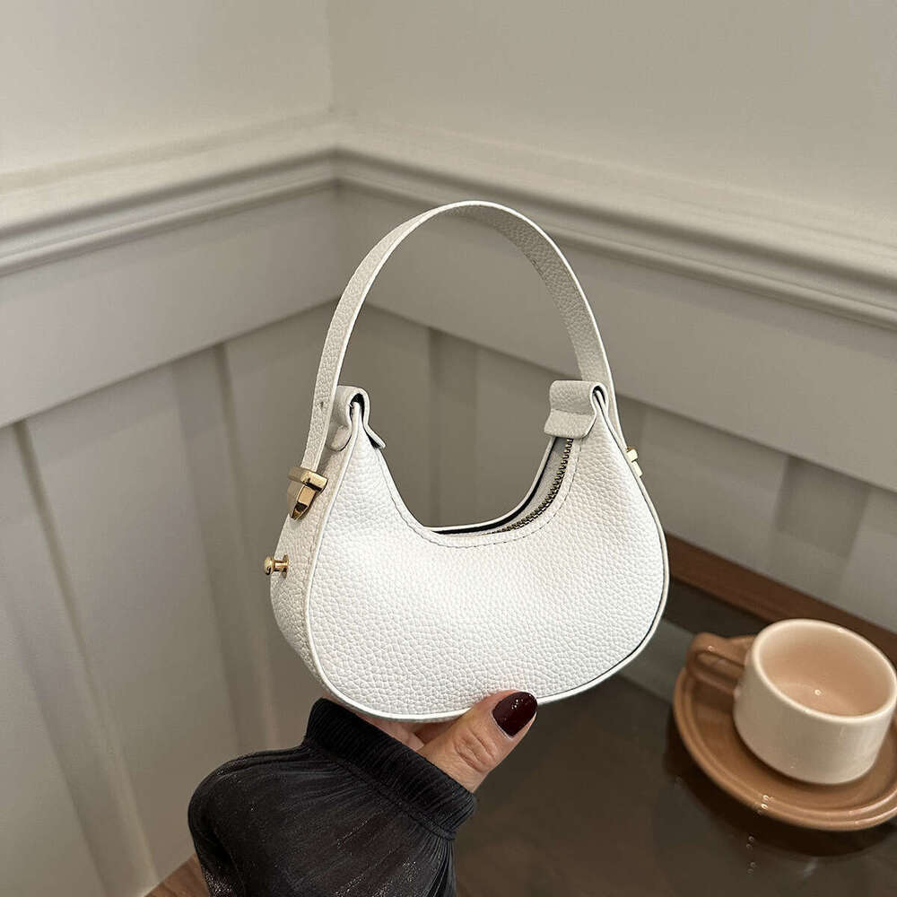 New Niche Fashion Lychee Pattern Mini Handbag High-Quality Crescent Lipstick Bag