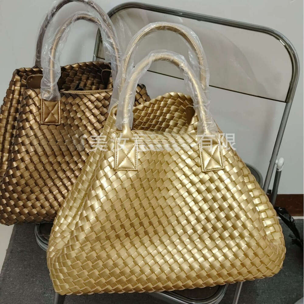 2025 New Woven Tote Fashion High-end Celebrity Style Trendy Handbag Shoulder Bag