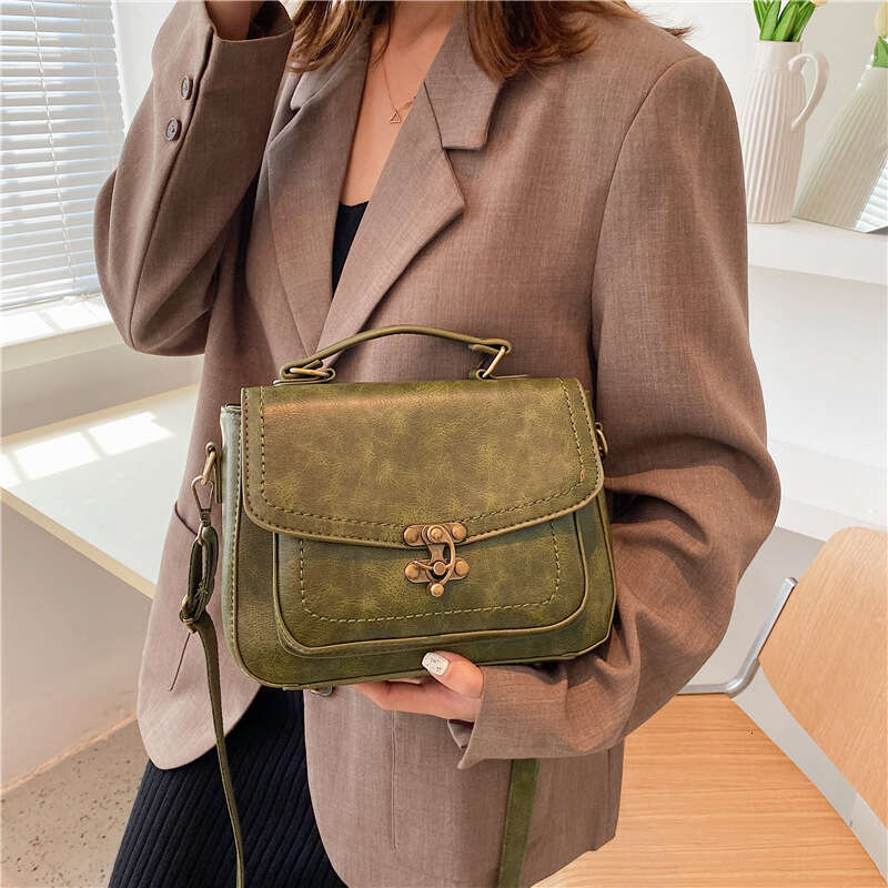 Luxury bag New Square Style Handbag PU Leather Retro Lock Buckle Popular Fashion Versatile Women s Minimalist Small Bag