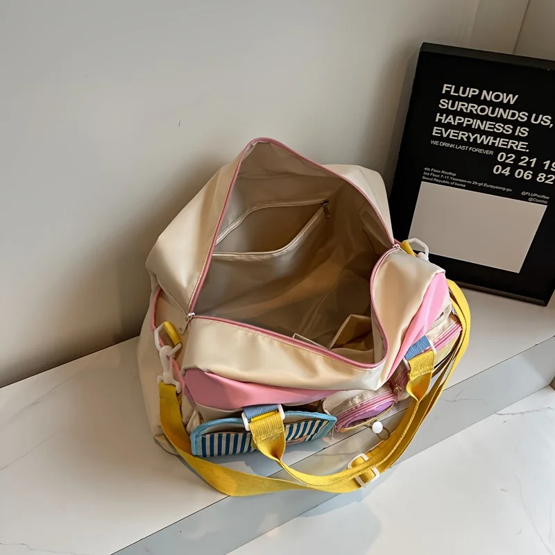 Dopamine Casual Travel Bag for Women Lightweight Gym Yoga Swim Fitness Duffel Short Trip Business Trip CarryOn Dry Clean 250903