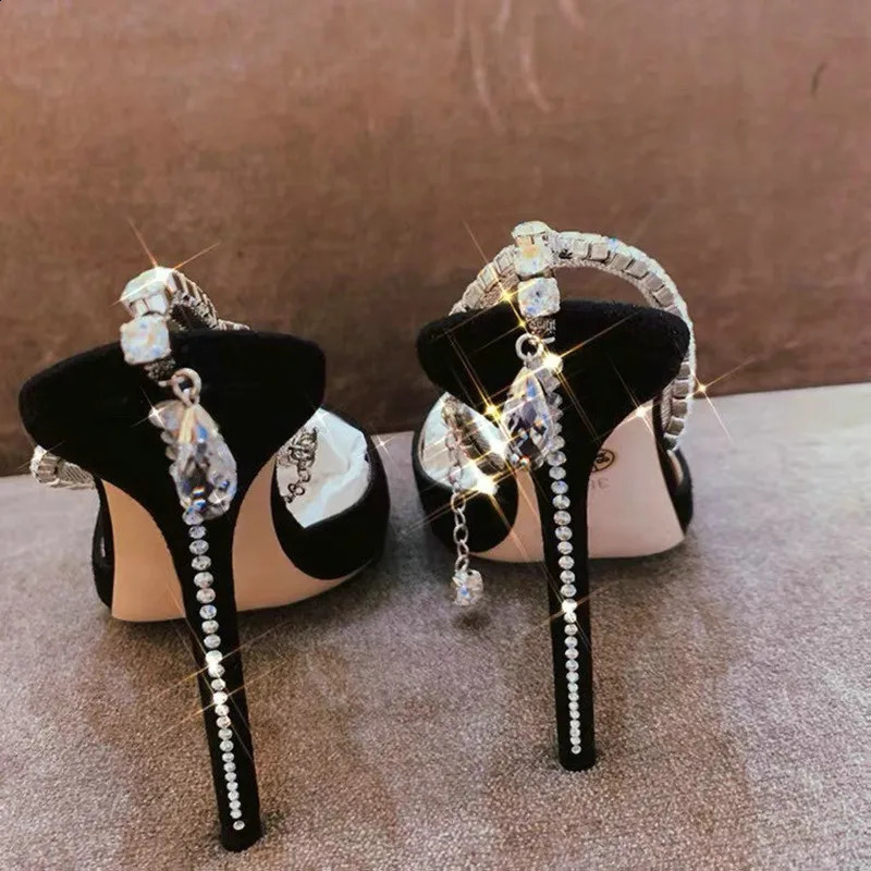 French Stiletto Heels Pointy oneline Buckle Fairy Single Shoes Celebrity Crystal Wedding Pumps Rhinestone Strappy Sandals 250905