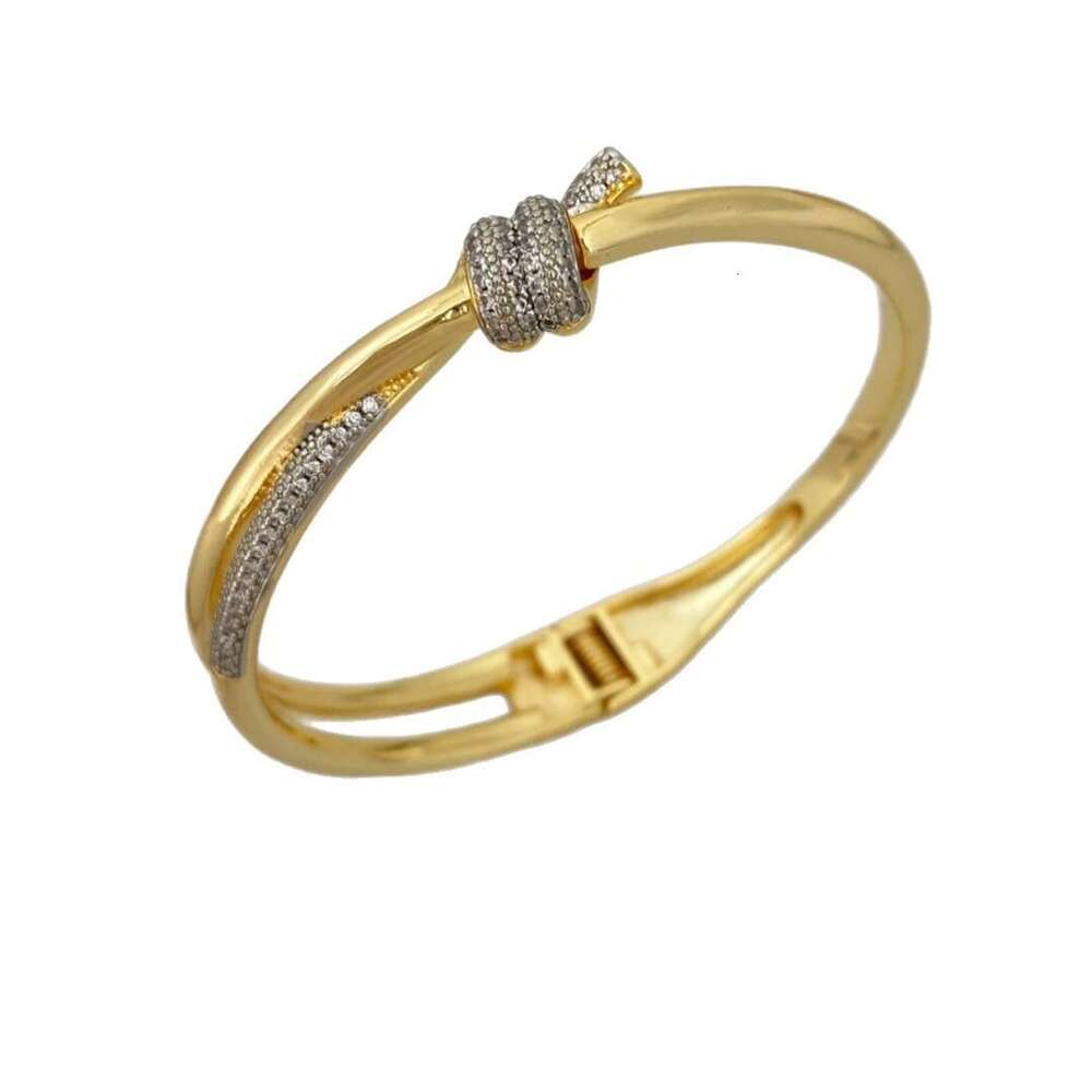 Niche Fashion Light Zircon Inlaid Two-tone Gold-plated Twist Knot Ring Bracelet Jewelry