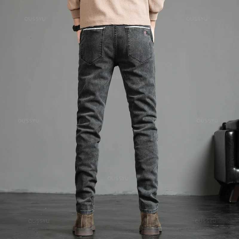 2025 New Mens Stretch Skinny Jeans Fashion Casual Cotton Denim Slim Fit Pants Male Korean Trousers Streetwear Brand Clothing W250905