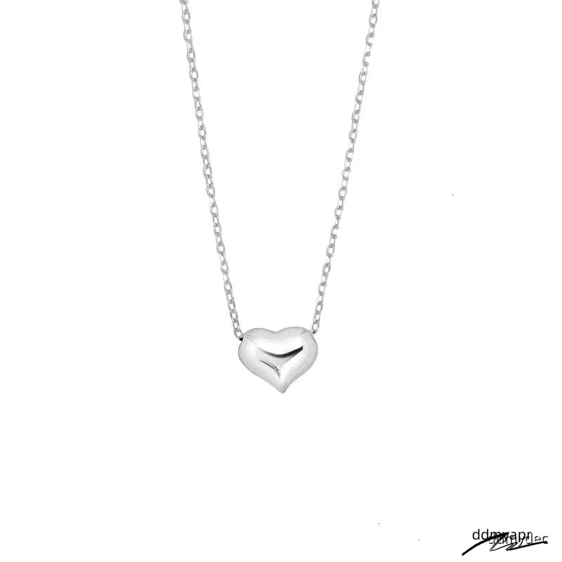 New Designer Women's S Sterling Sier Heart ddmydec Necklace Is A Simple Personalized High End Collarbone Chain And Niche Design Pendant Jewelry F