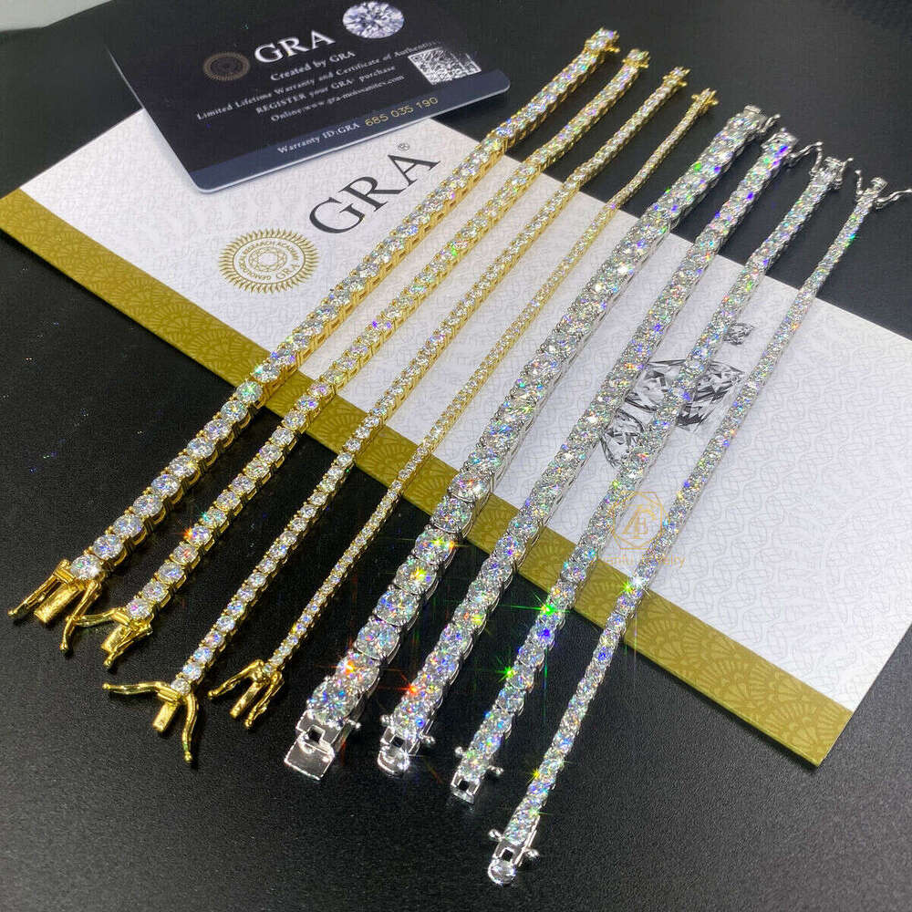 3/4 inch VVS grade diamond oval tennis bracelet, made of gold, trendy and fashionable jewelry