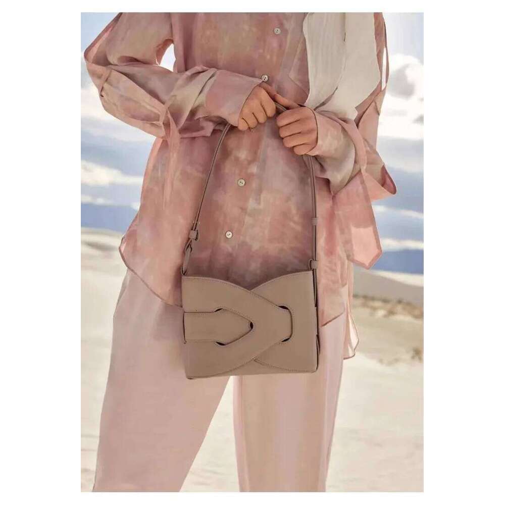 French Niche 2025 High Quality PU Shoulder Bag Trendy Designer Purse Girl Leather Messenger Handbag Simple Woven