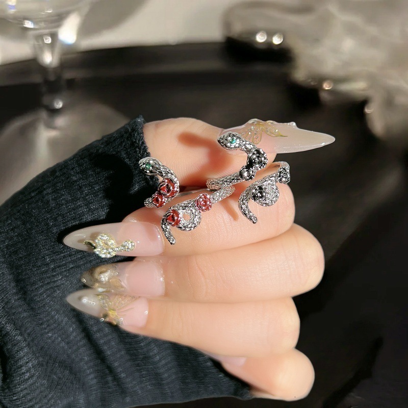 Green Eye Zircon Oil Drop Rose Flower Open Three-Dimensional Wrapped Snake Shape Niche Personality Ring