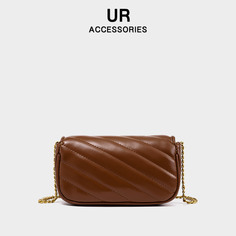 2025 New Women's Light Horseshoe Buckle Soft Leather Chain Small Fragrant Style Daily Crossbody Niche Bag