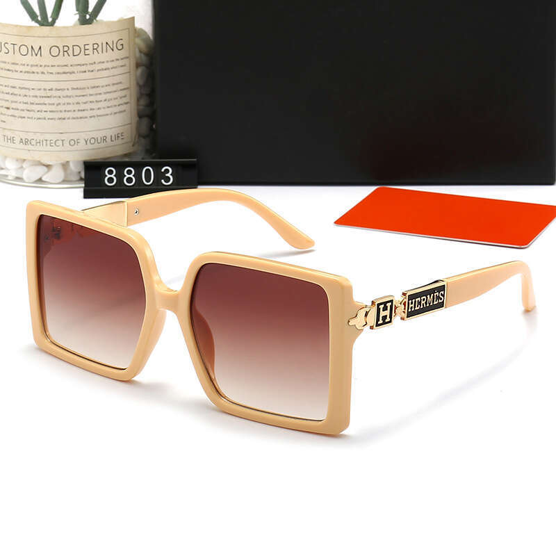 New Women's Large Frame Trendy Casual Sunglasses Driving Travel Vacation Glasses 8803 e2a