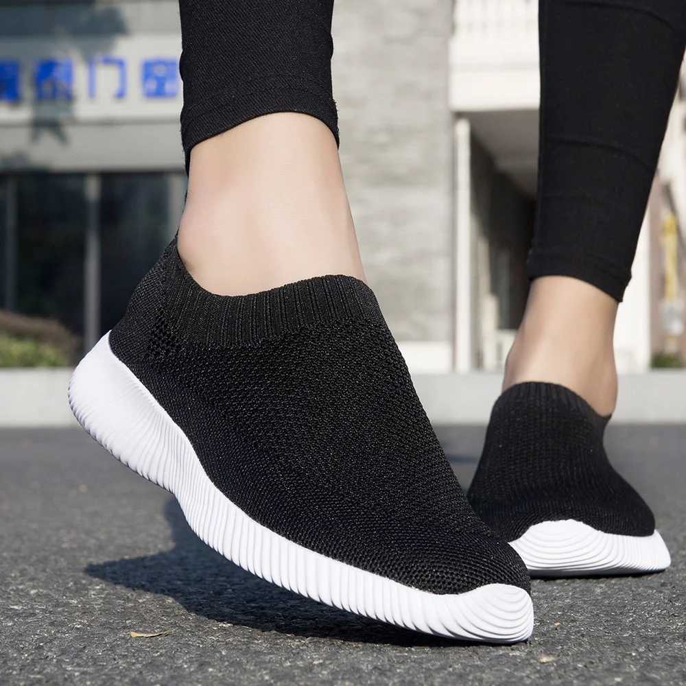 2024 Spring Women Shoes Knitting Sock Sneakers Women Flat Shoes Casual Breathable Sneakers Flats Walking Shoes for Women Z250905