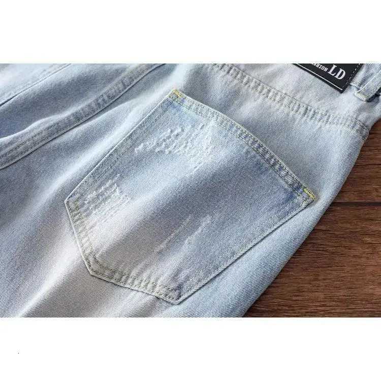 New Vintage Japanese Style Loose Slim Casual Pencil Pants Men Jeans Spring Autumn New Trend Lightweight Washed Cropped Trousers W250905