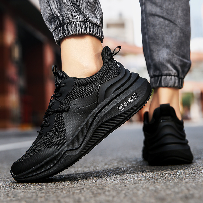 New Mesh Breathable Anti-odor And Anti-slip Running Shoes Wear-resistant Ultra-light Soft Sole Shock-absorbing Sneakers for Men And Women