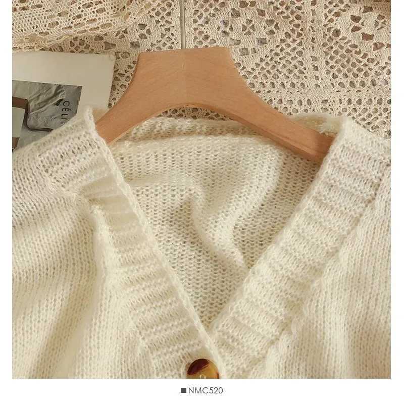 New Autumn Colourful Applique Flower Cardigan for Women Cute Long Vneck Knit Crop Sweater Girl Soft Knitwear Z250905
