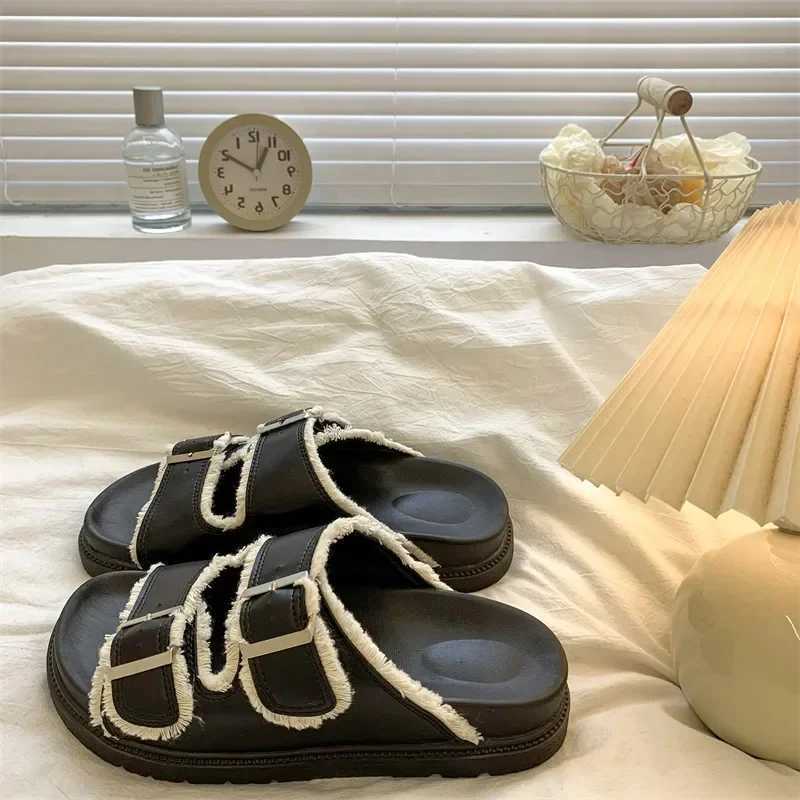 Female Shoes Ladies Slippers Platform 2025 Summer Soft Slides Retro Concise Slippers Women Summer Shoes Slides Pantofle Platfor W250905