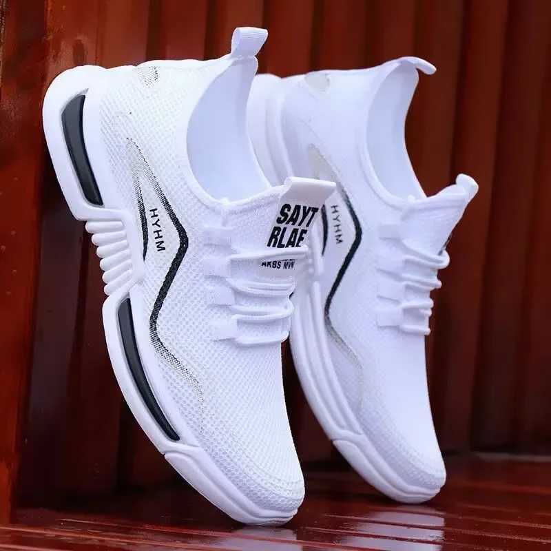 2025 Hot Sale Men Tennis Shoes Breathable Nonslip Platform Fashion New Korean Running Shoes Black Sneakers Shoes for Outdoor Z250905