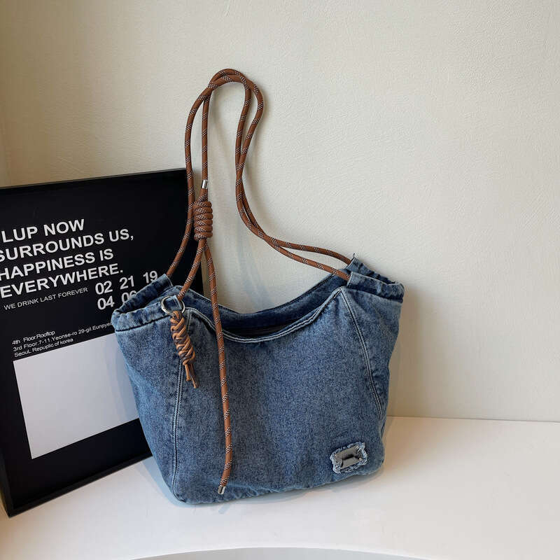 Large Capacity Tote Casual Washed Denim 2025 New Trendy Korean Version Versatile Shoulder Bag Designer Bags for Women