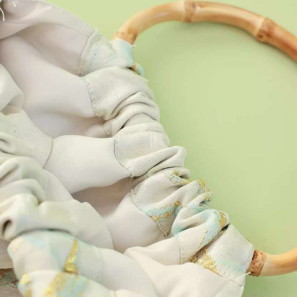 Natural and Blue | Spring Trace New Chinese Jacquard Bamboo Handle Handmade National Style Cheongsam Bag