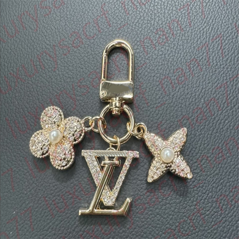 Keychains Multicolor Key Chain High Quality Women Men Brown Leather Bag Wallet Lanyard Plated Gold Accessories Keychain Letter with box