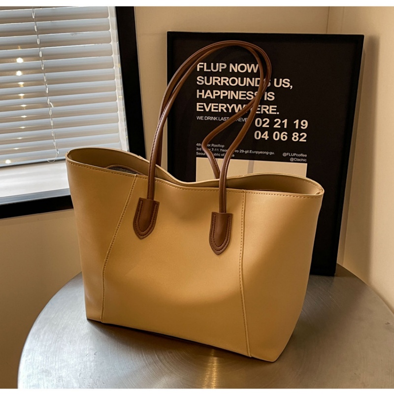 Designer Bag Luxury Bag High-Quality Free Designer Shoulder Bags 2025 Spring New Fashionable Knitting Shoulder Bag Crossbody Durable Artwork Woman Whi