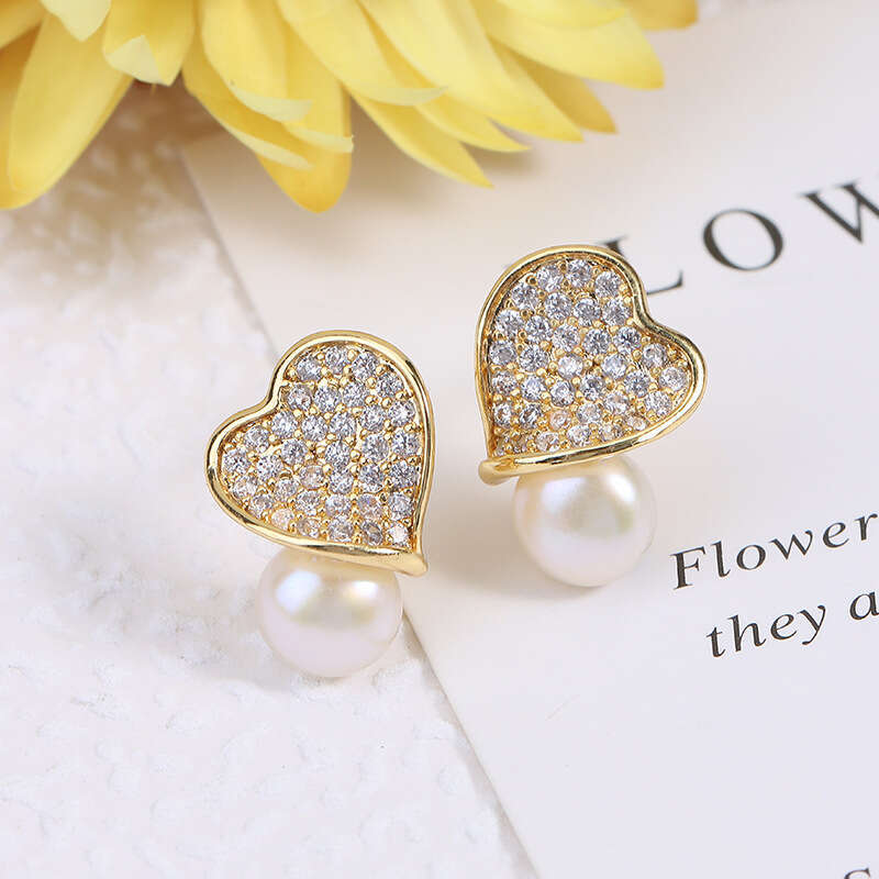 DH collections: Ultra - Shiny Micro - set Zircon Heart - shaped Pearl Stud Earrings