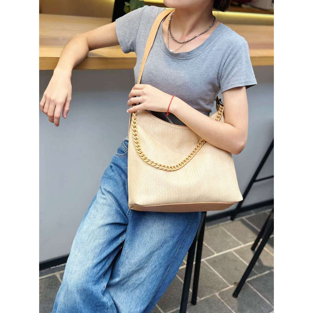 2025 Fashion Women's Korean Style Commuting Large Capacity Tote Spring Summer Niche Shoulder Crossbody Bag