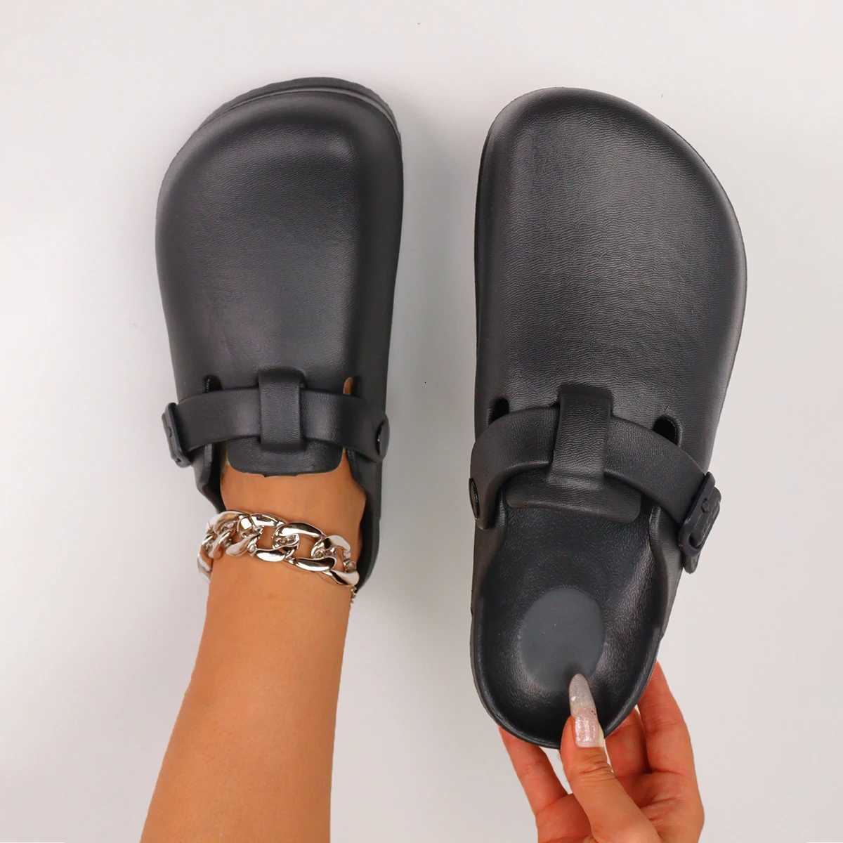 Summer Women Clogs Eva Beach Sandals Waterproof Slippers Casual Couple Mules Shoes W250905