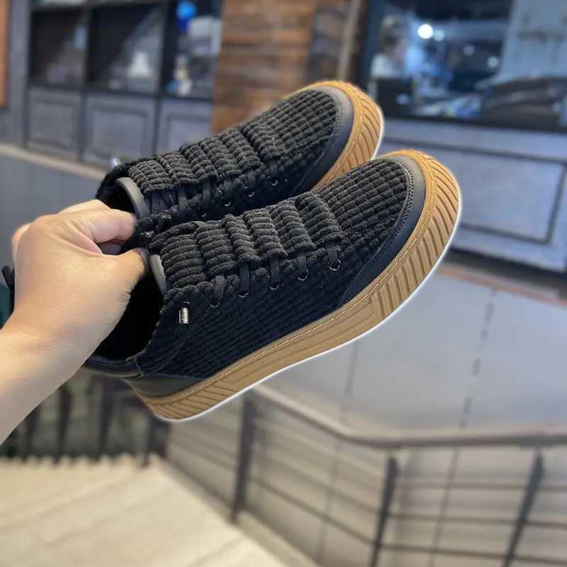 Platform Male Sneakers Lightweight Men Shoes Breathable Canvas Casual Shoes 2023 New Running Sport Shoes for Men Zapatillas Lona Z250905