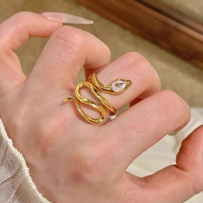 2025 Vintage Twisted for Women Green Unique New Snake Year Zodiac Ring