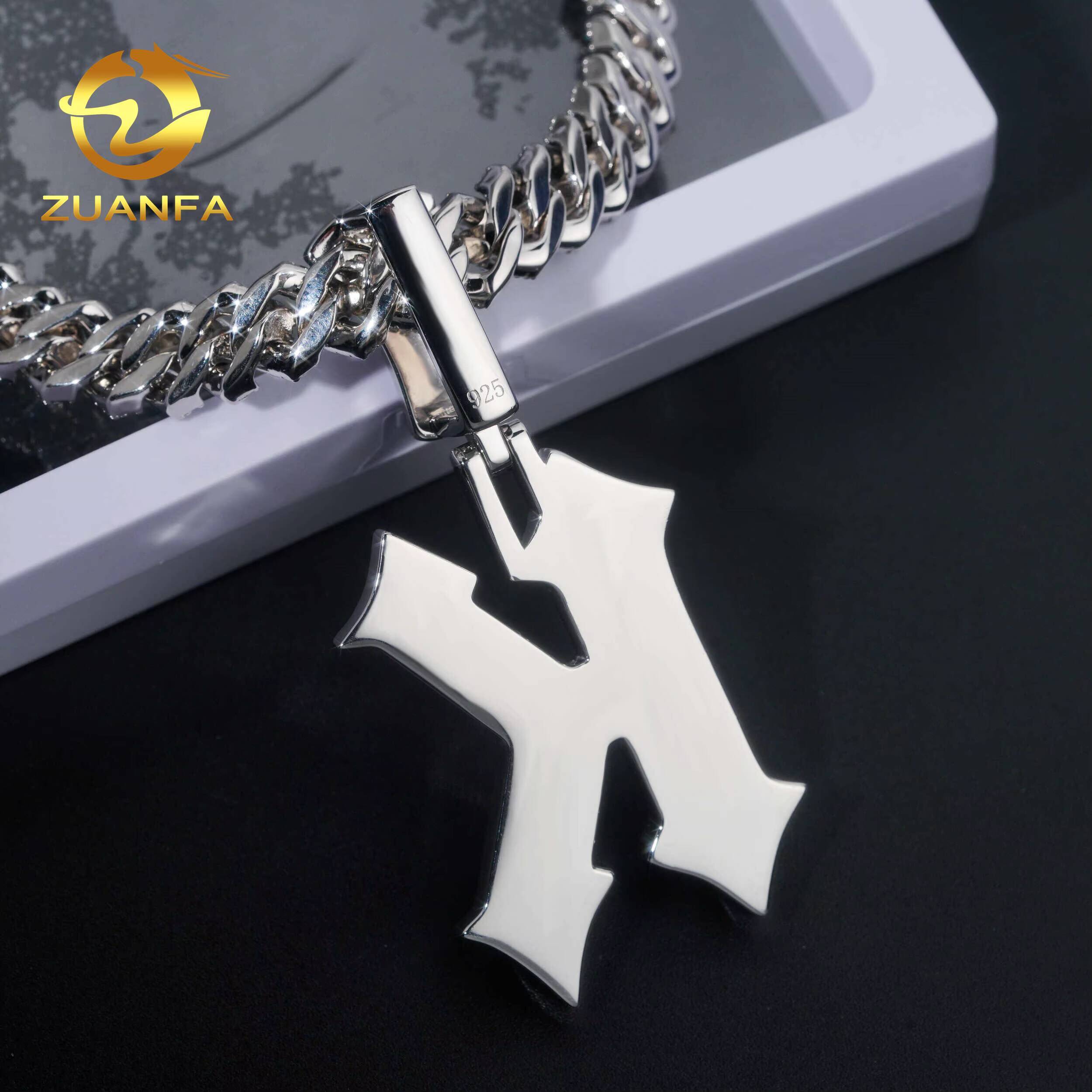 Custom Iced Out 925 Silver Moissanite Pendant Initial Letter Pendant Hip Hop Crown Letter K Pendant Necklace
