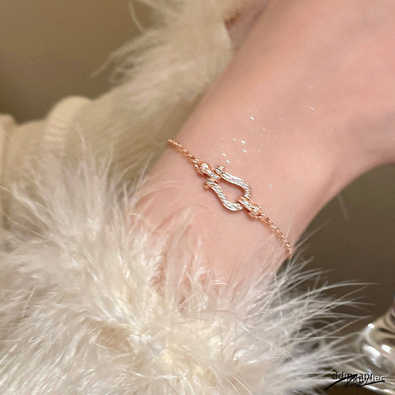 Gold Tone Textured Charm Bracelet With Chunky Chain Trendy Romantic Jewelry Gift For Her High Quality And Bold ddmydec Accessory ddmydec