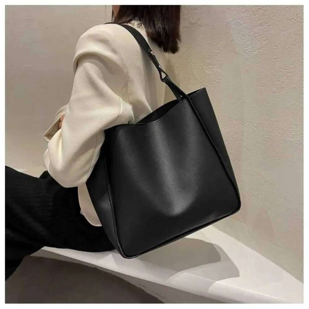 New Women Handbags PU Leather Shoulder Shopping And Travel Bags Large Capacity Females Bagsc241108