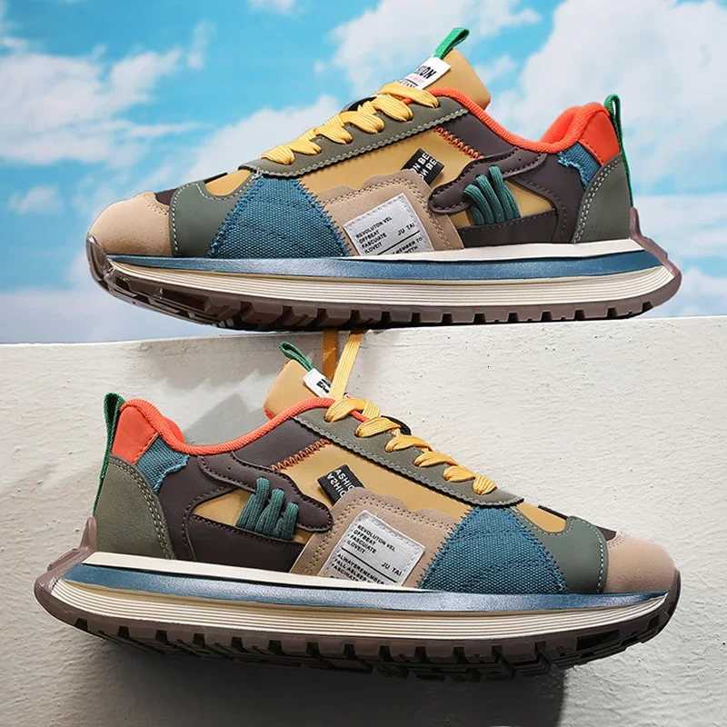 2025 Hot Sale Spring Mens Lightweight Thick Sole Trend Fashion Lowtop Casual Board Shoes Sneakers Men Platform Shoes Z250905