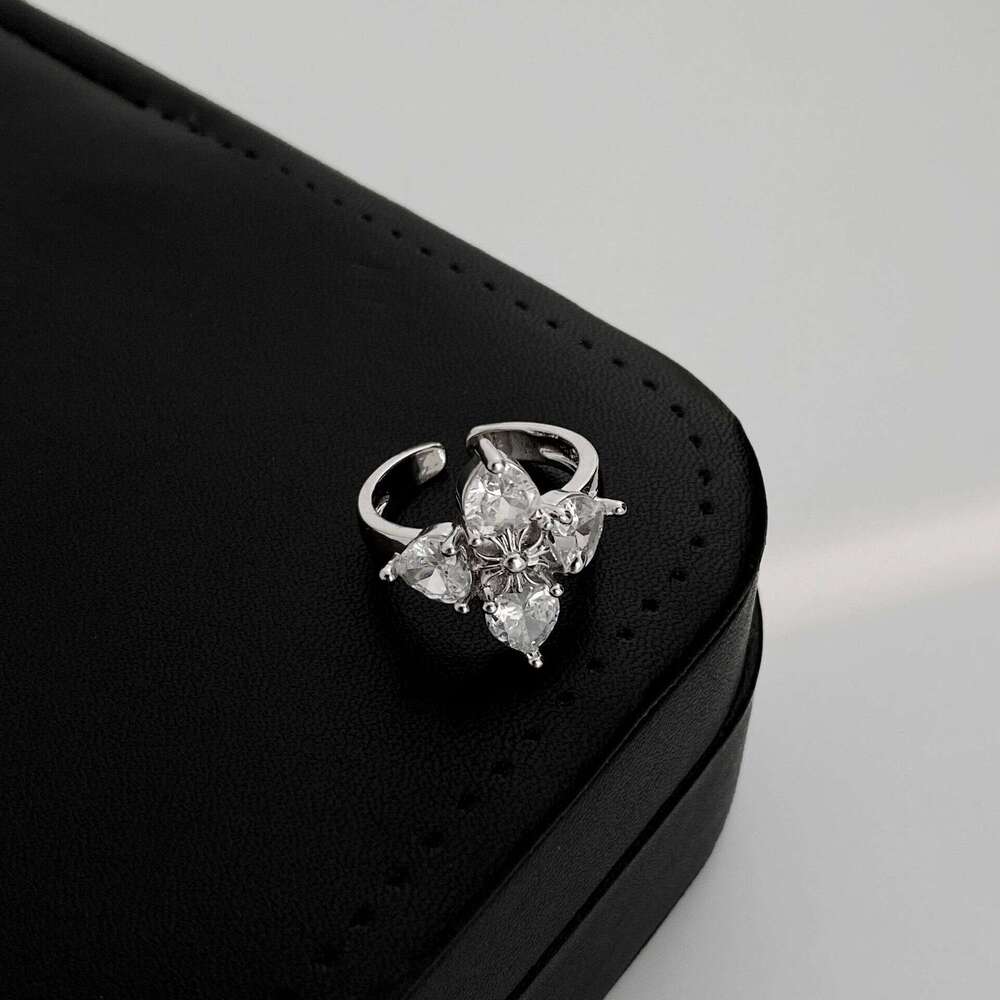 New Fashion Ring Cross High-end Minimalist Style Heavy Craft Super Shiny Personality Trendy Sweet Cool Flower