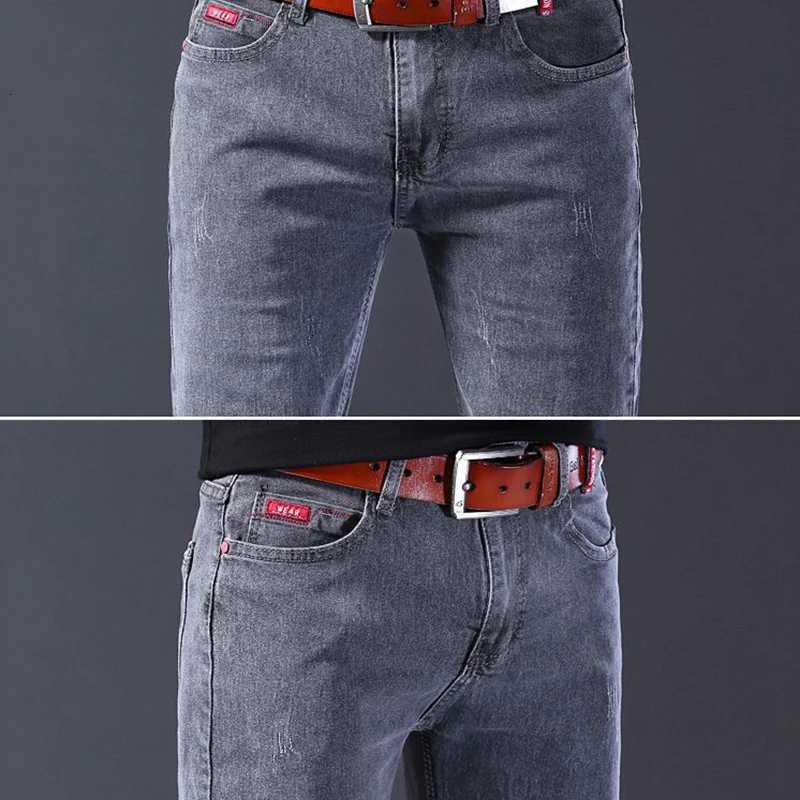 Men New Fashion Comfortable Slim Fit Jeans Male Loose Straight Smart Casual Denim Pants Formal Elasticity Look Taller Trousers W250905