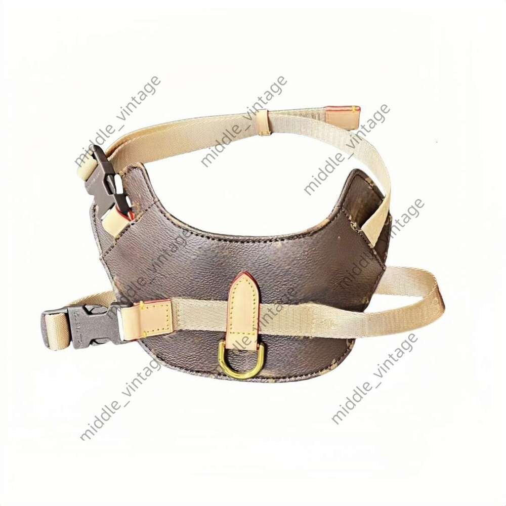 Designer Dog Saddle Chest Back Cat Leash Trendy Brand Collar Harness Small Medium Dog Vest Style Pet Supplies Anti-lost Luxury Pet Collar Traction Rop
