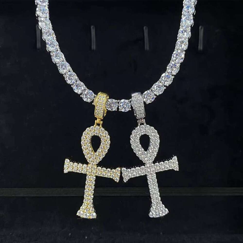 Iced Out Cross Pendant With GRA Certificate VVS Sier Hip Hop Moissanite Chain