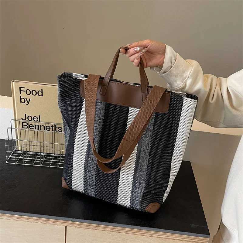 Striped Shoulder Bucket Bags For Women Canvas Fabric Large Capacity Shopping Totes Contrast Color Commute Shopper Handbags 2024 Z250903
