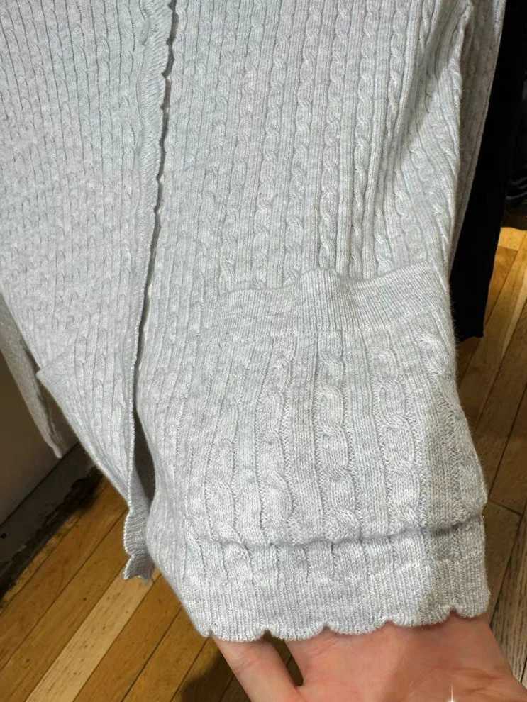 Pockets Twist Flower Knitted Sweater Cardigan ONeck Single Breasted Long Sleeve Slim Sweaters Vintage Streetwear Gray Crop Tops Z250905