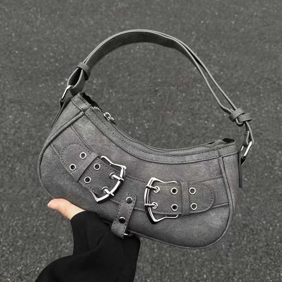 Sweet and Cool Spicy Fashion Niche Underarm Bag Highend Feeling Bag for Women 2024 New Casual Versatile Shoulder Bag Z250903
